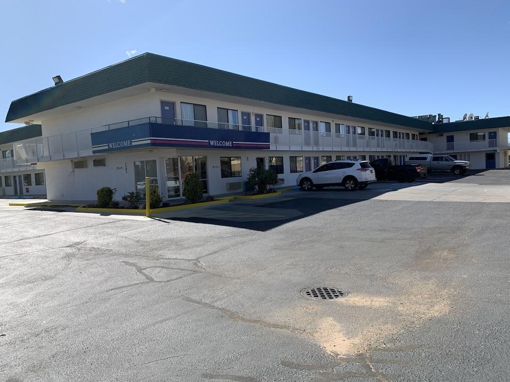 Motel 6 Grants, NM photo 41