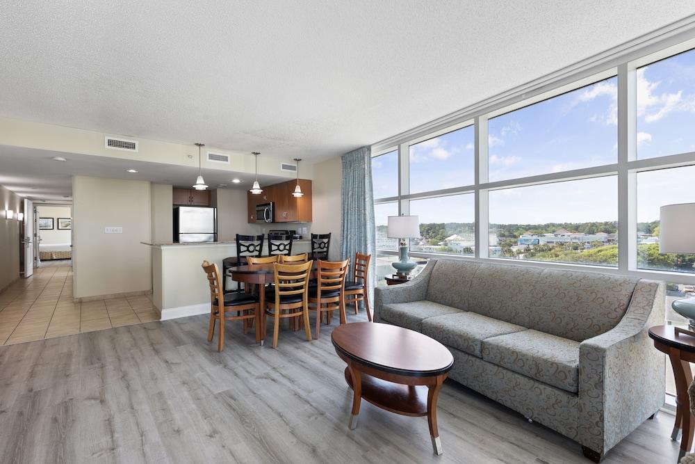 Sandy Beach Oceanfront Resort photo 36