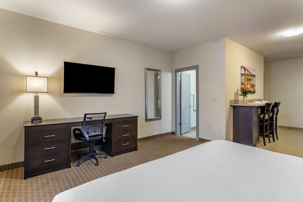 Stay-Over Suites photo 9