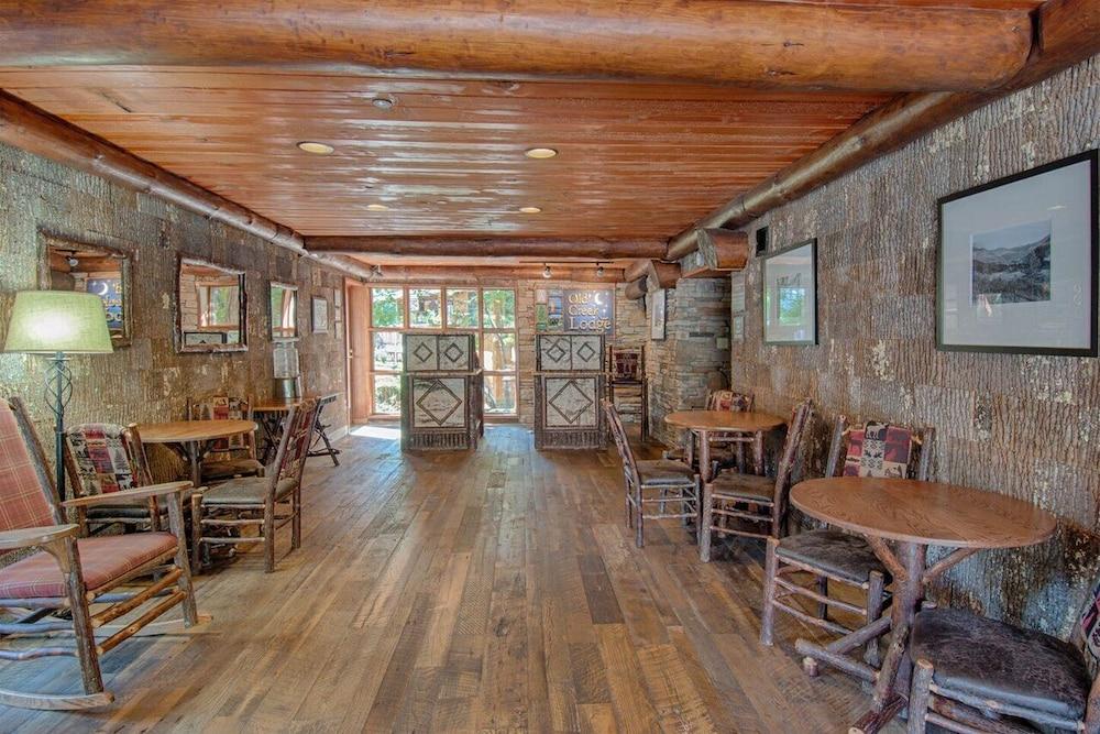 Old Creek Lodge photo 37