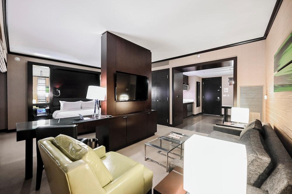 StripViewSuites at Vdara photo 21