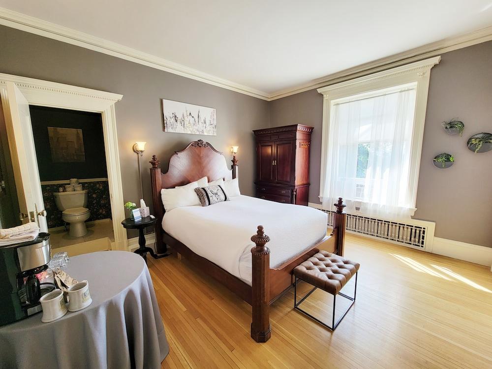 Historic Cotton Mansion Duluth Boutique Hotel photo 5