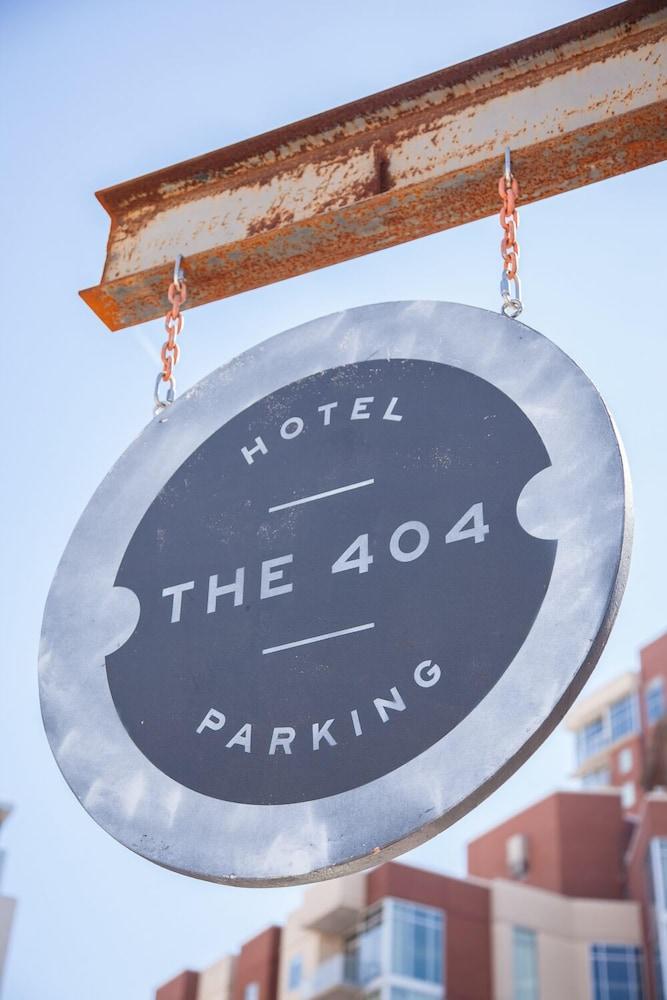 The 404 Hotel photo 24