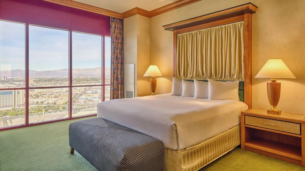 Masquerade Tower at Rio Hotel & Casino photo 15