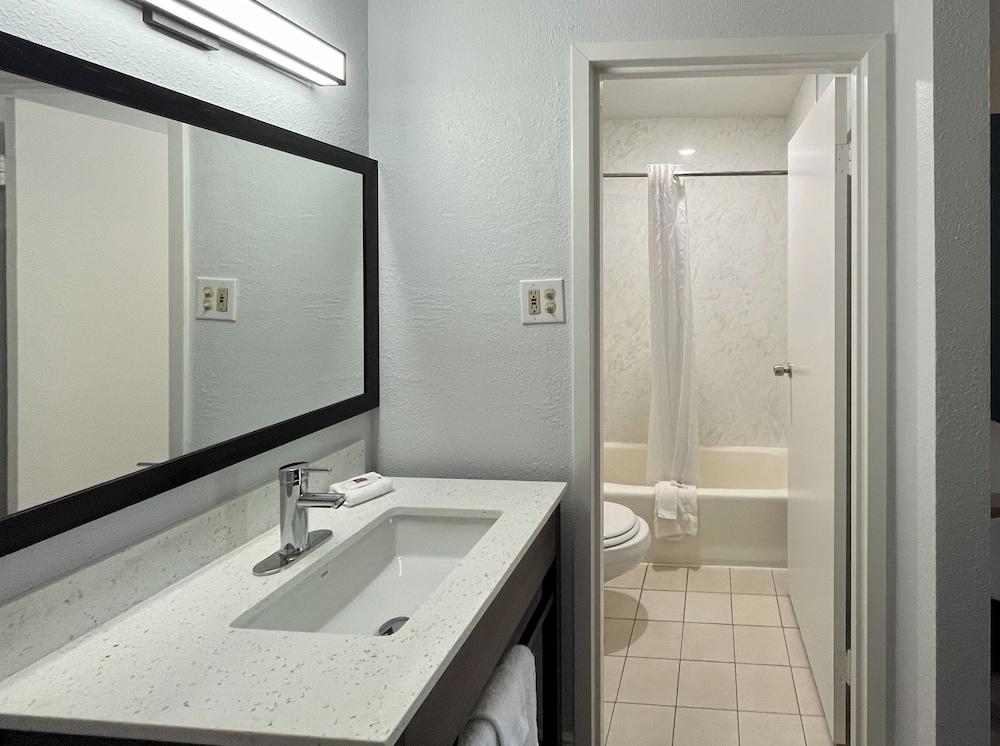 Studio 6 Hammond, LA – I12 – I55 photo 15