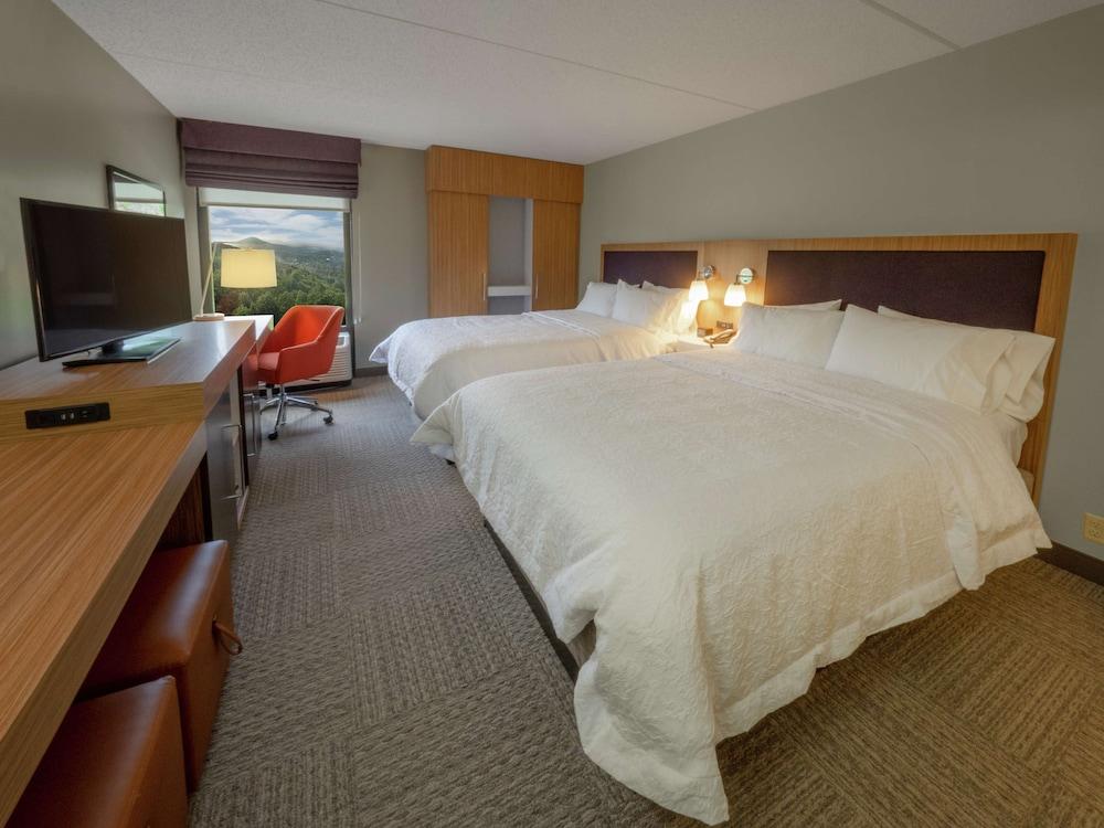 Hampton Inn Hazleton photo 14