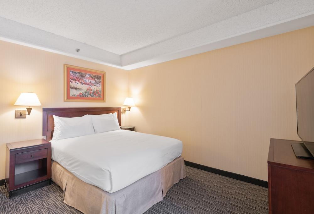 Harmony Suites photo 15