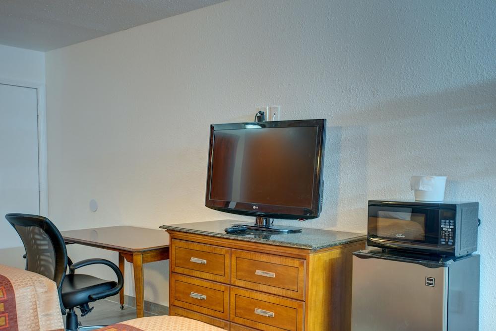 Motel 6 Branson, MO photo 21