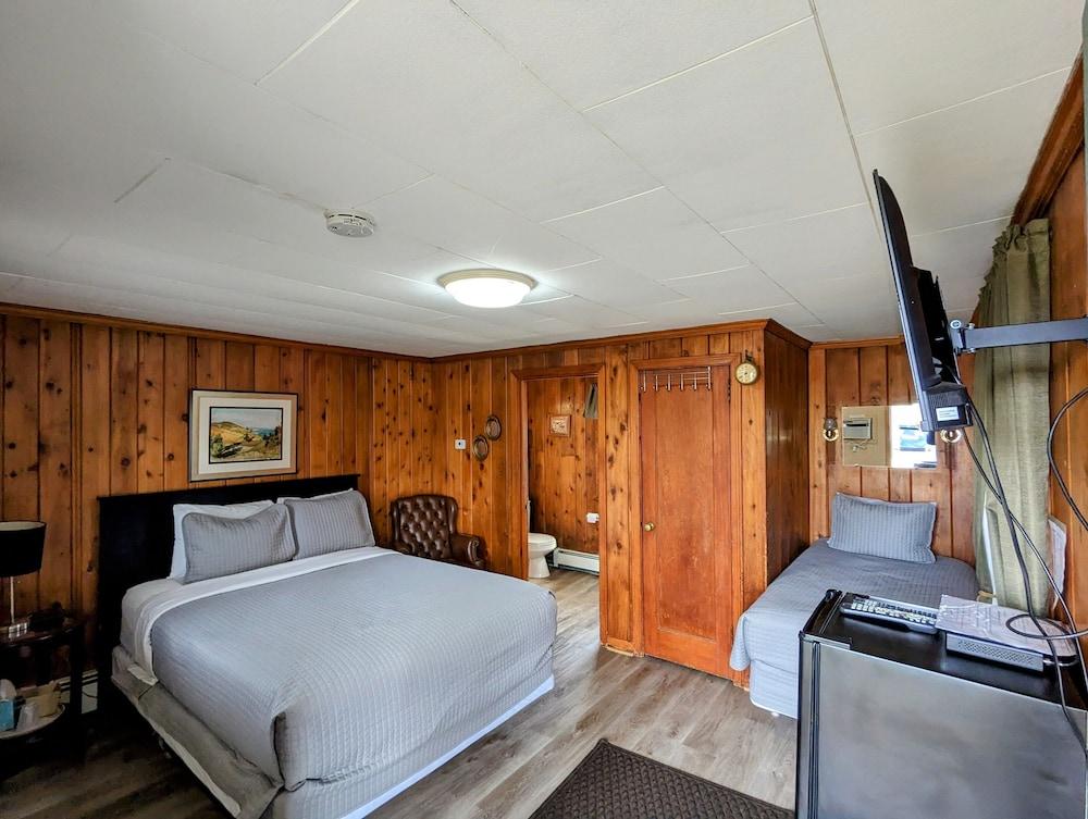 Riverside Motel photo 89