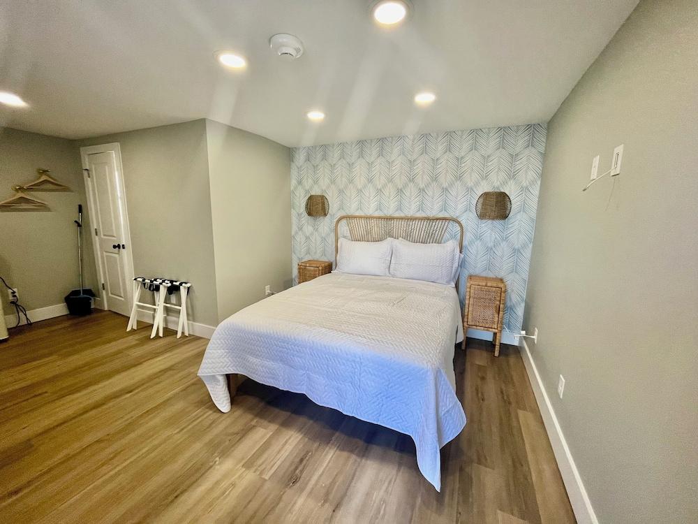 Carolina Beach Motel photo 23