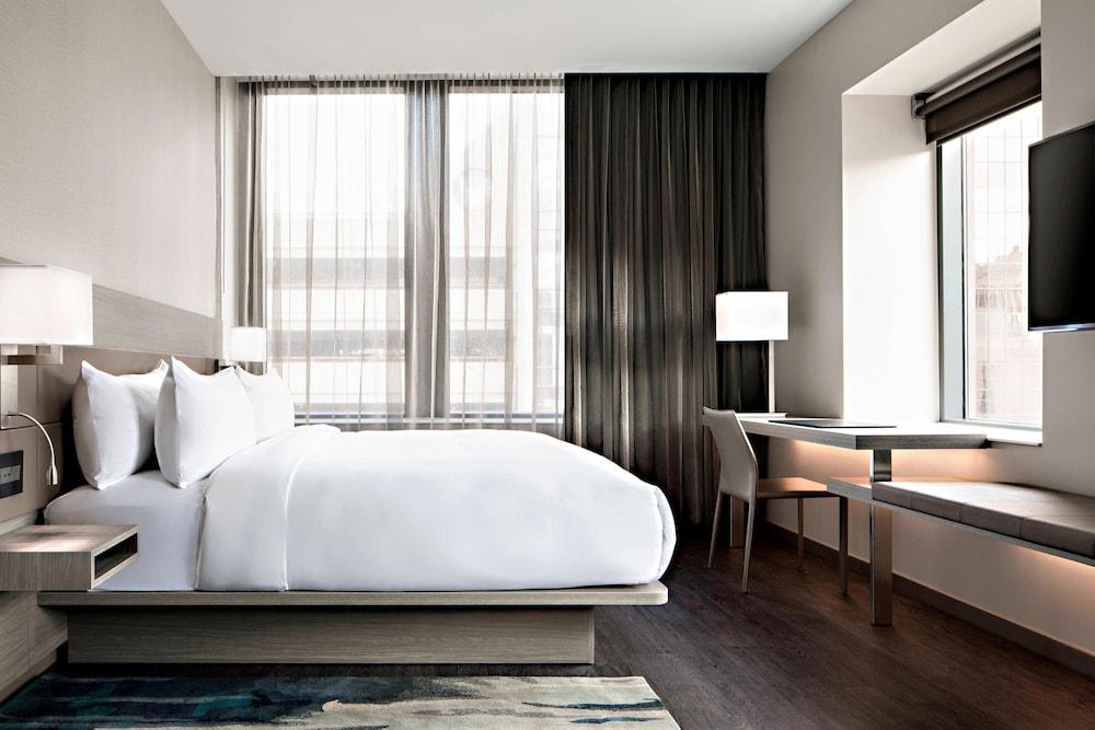 AC Hotel by Marriott Grand Rapids Downtown photo 15