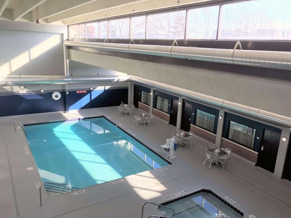 Radisson Hotel La Crosse photo 16