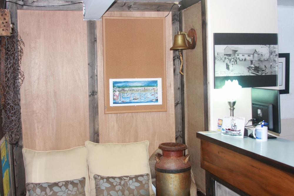 Heidis Inn Ilwaco photo 34