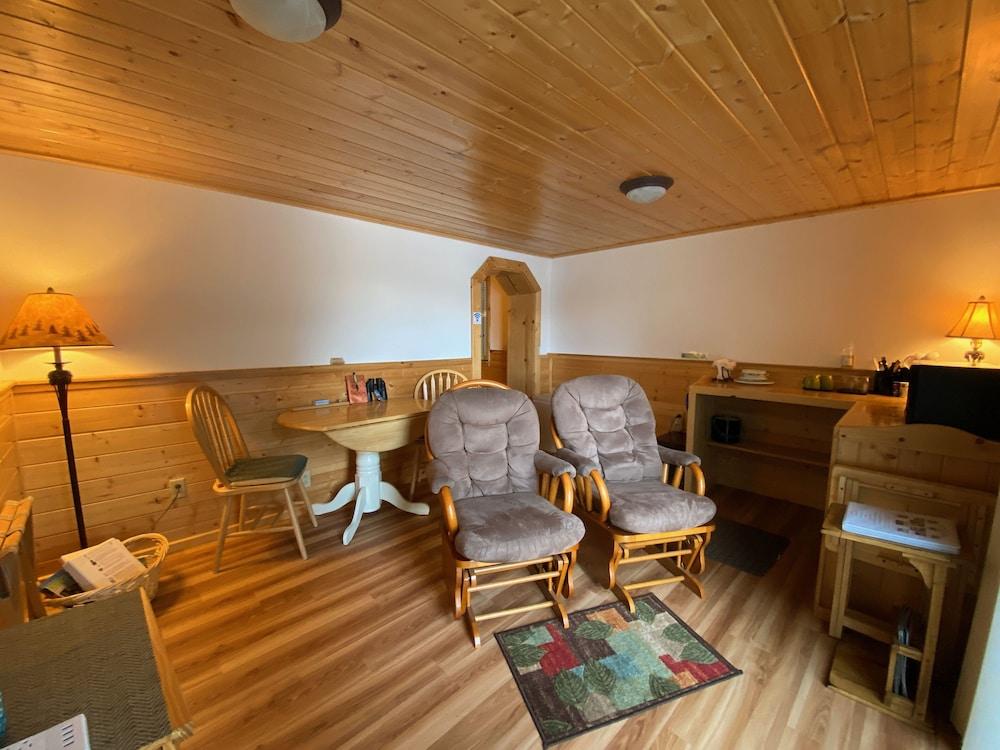 Angels Rest on Resurrection Bay LLC photo 84