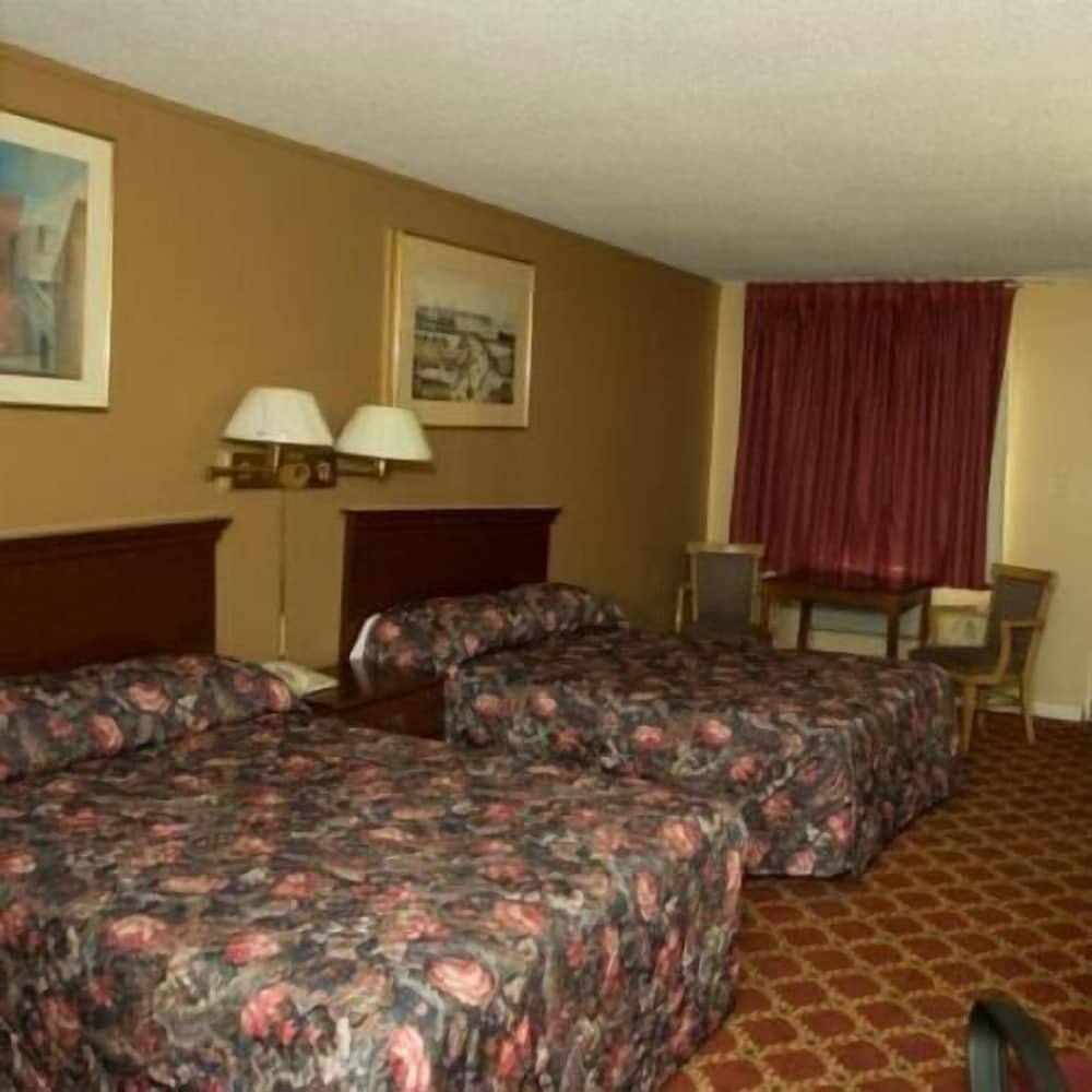 Budget Motor Lodge photo 13