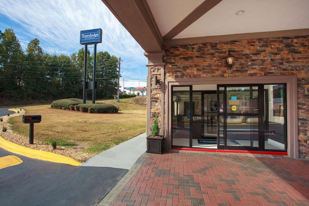 Travelodge by Wyndham Macon West photo 23