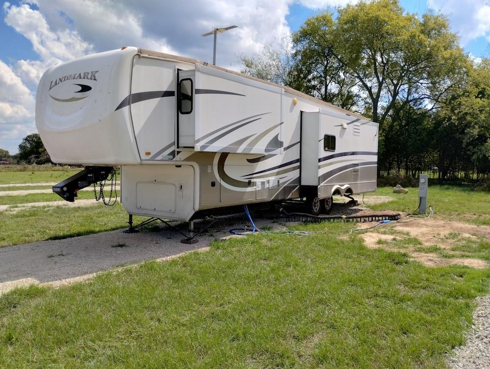 Summer Breeze RV Park photo 12