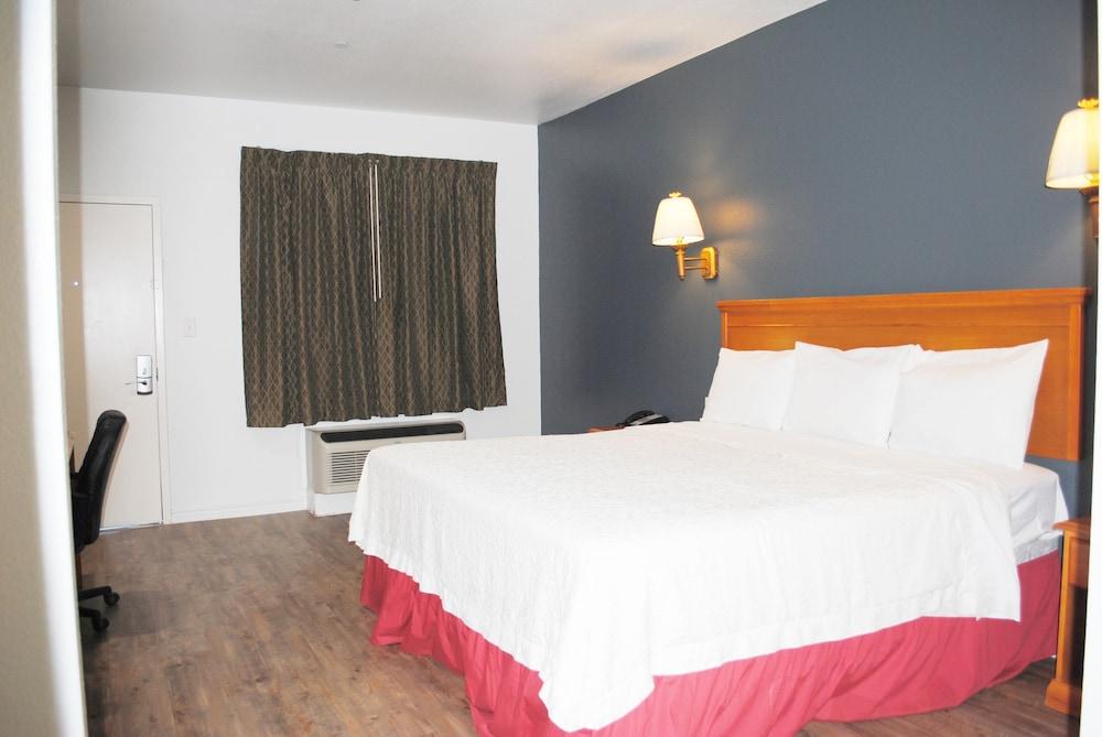 Bestway Inn photo 11