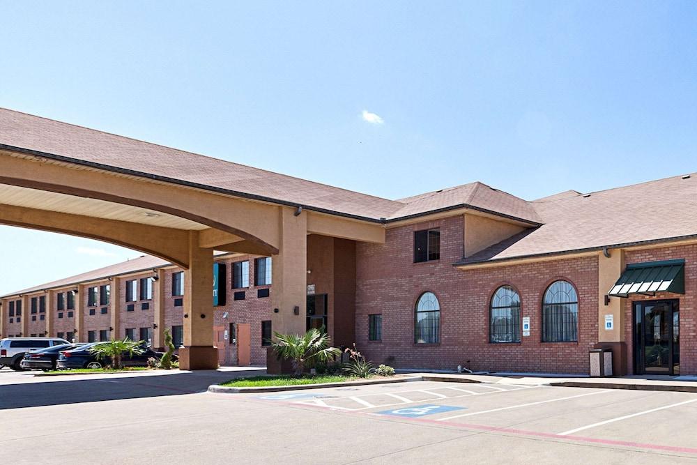 Quality Inn Mesquite - Dallas East photo 5