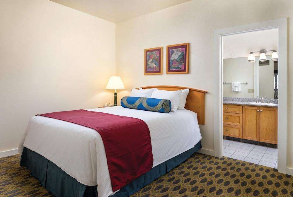 Worldmark Cathedral City photo 15