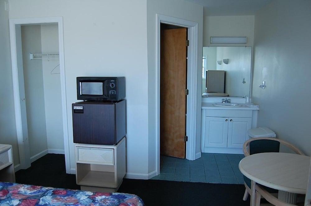 Point 1 Motel photo 13