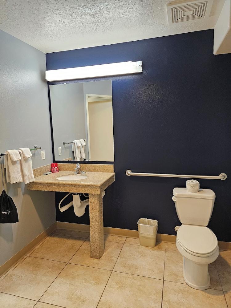 Executive Inn and Suites Extended Stay in Vernal photo 28