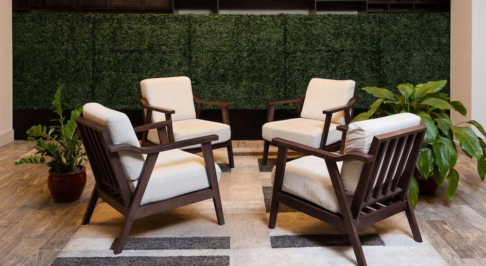 Inn at the Colonnade Baltimore - a DoubleTree by Hilton photo 3