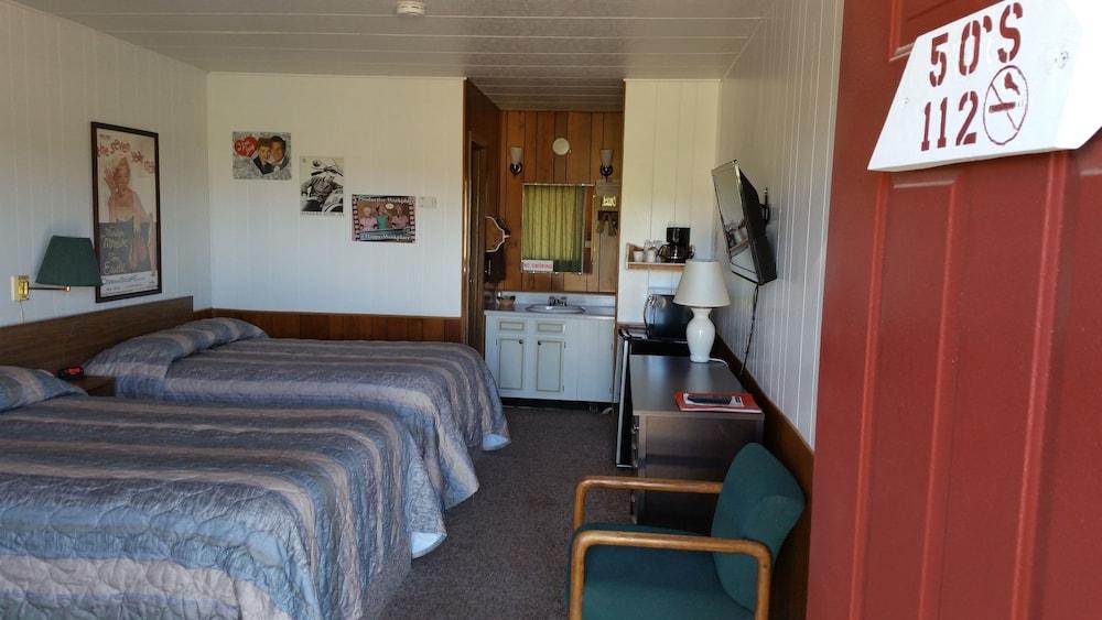 Drake Motel photo 10