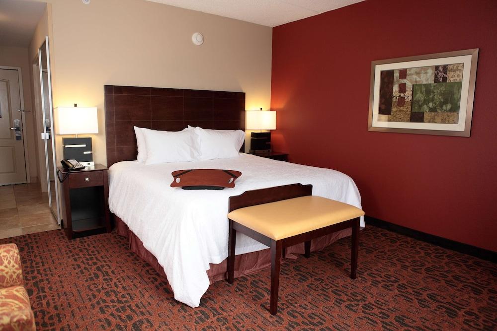 Hampton Inn Milan TN photo 4
