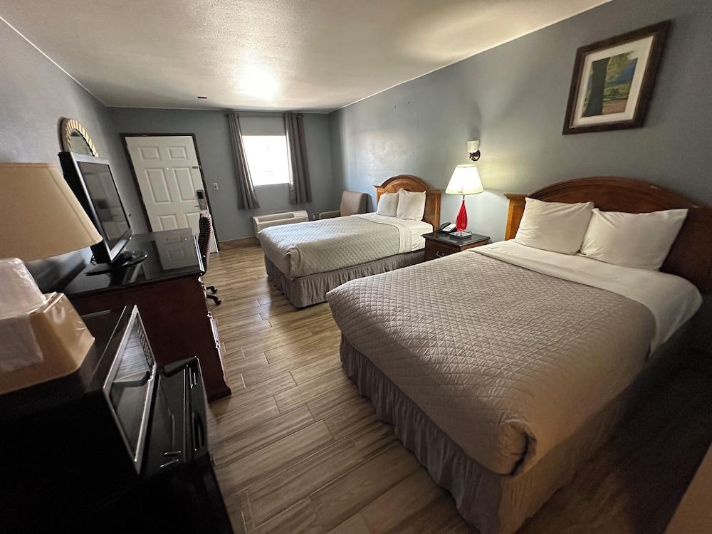 Home Suites Hill Country photo 44