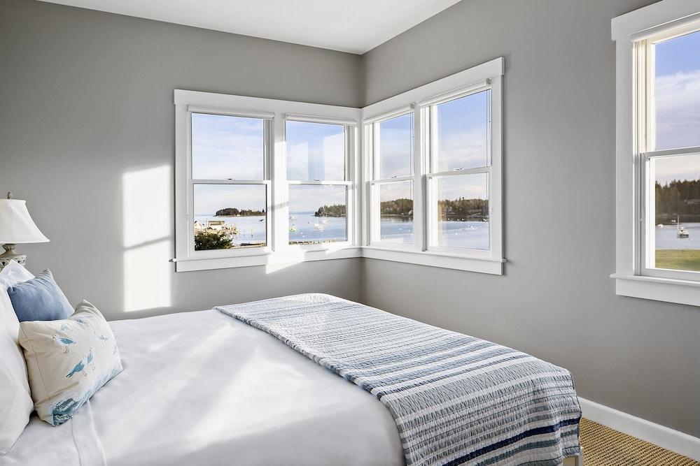 East Wind Inn on the Water photo 59