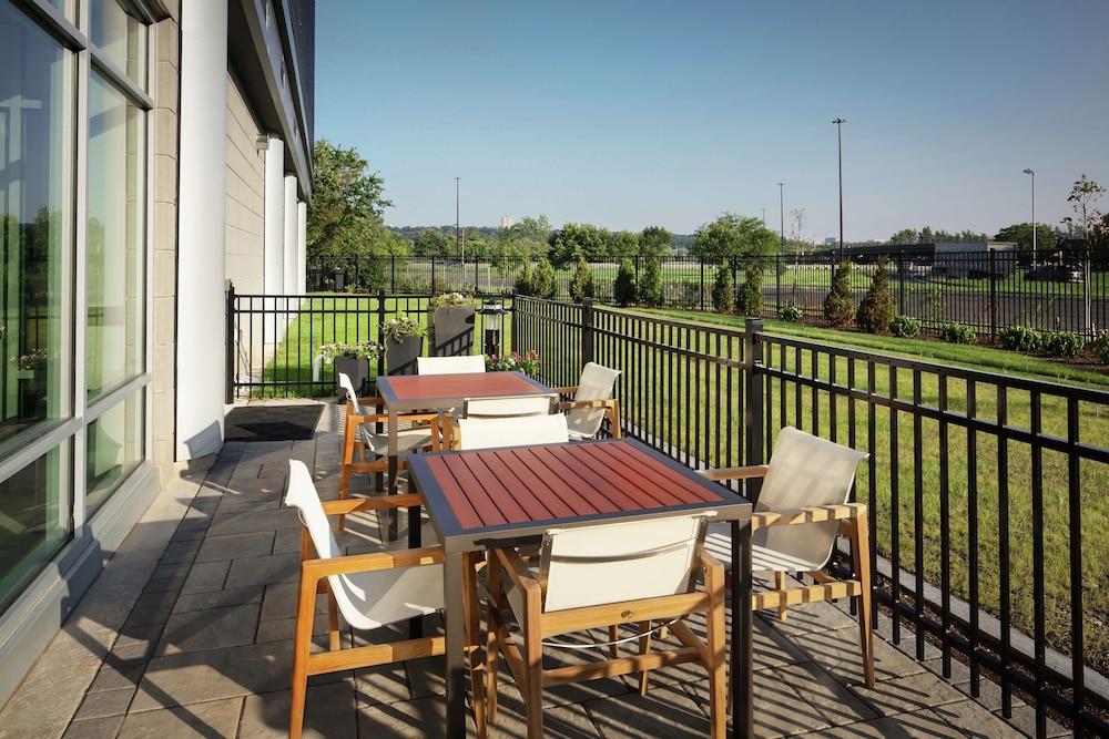 Homewood Suites by Hilton Teaneck Glenpointe photo 43