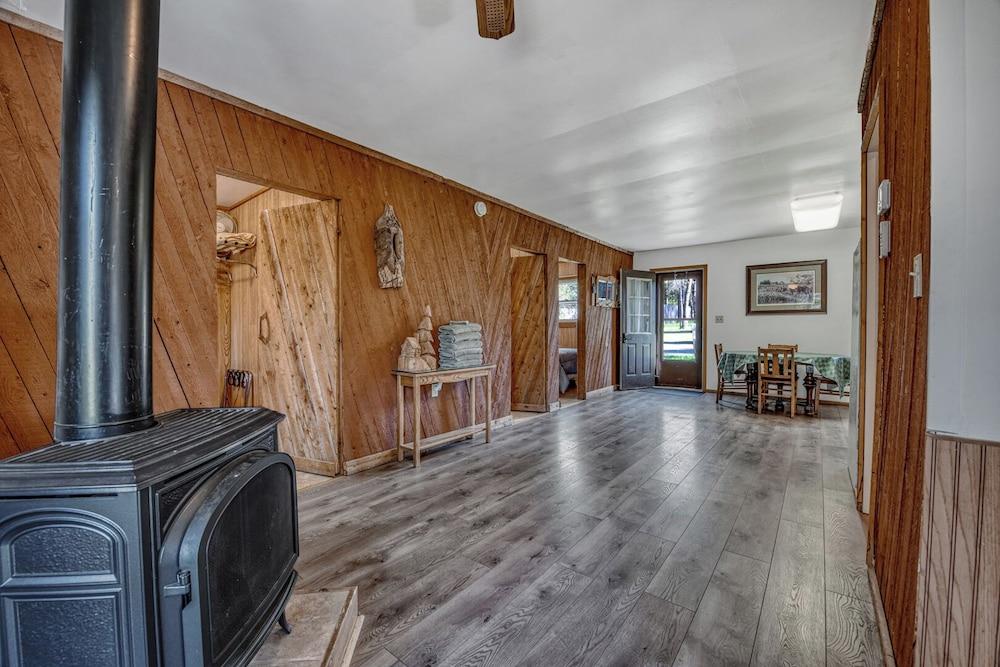 Edgewater Resort photo 46
