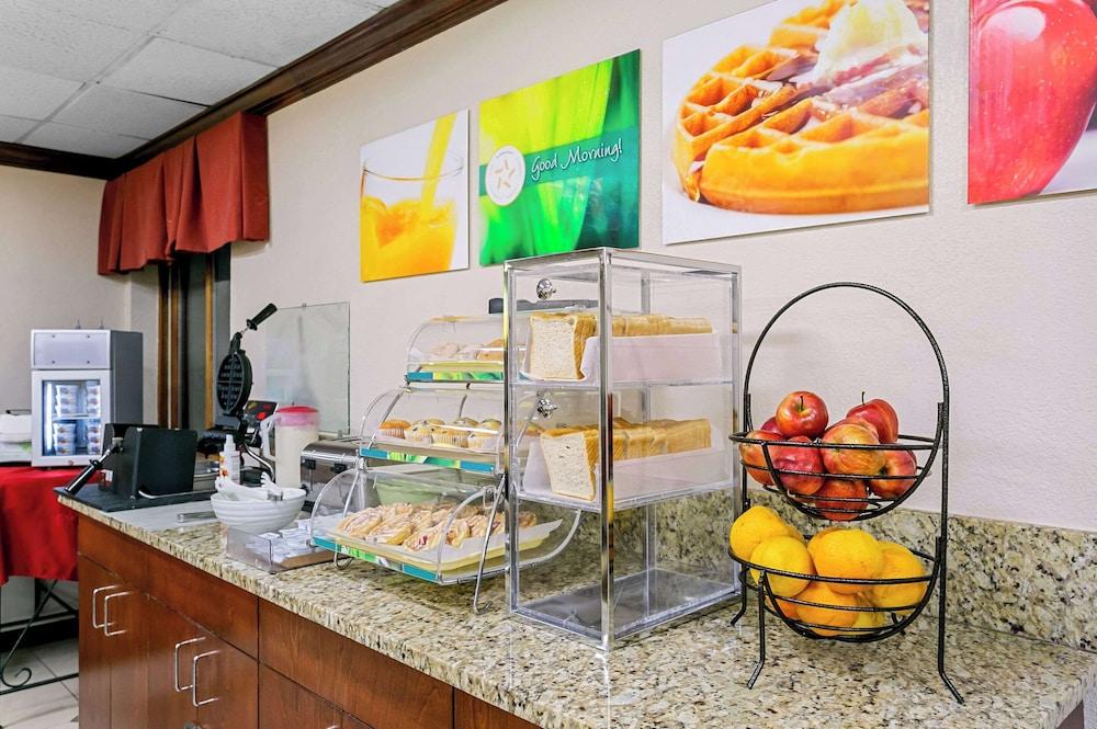 Quality Inn Jessup - Columbia South Near Fort Meade photo 26
