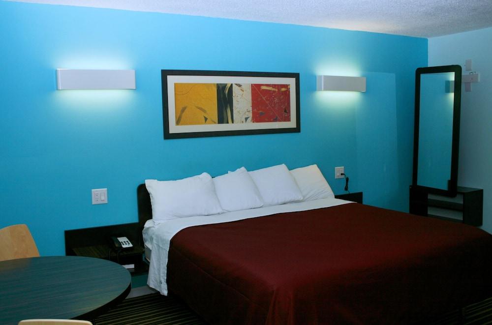 Relax Inn Motel photo 14
