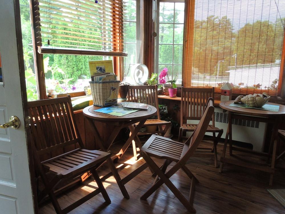 Shorelands Guest Resort and Cottages photo 40
