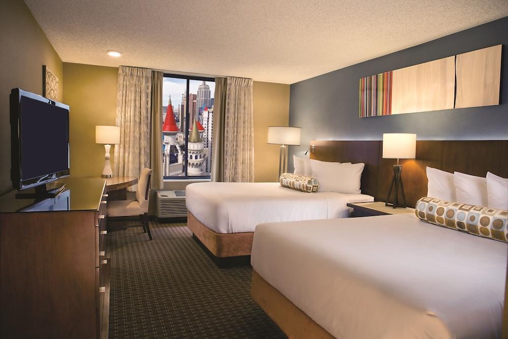 Excalibur Hotel & Casino photo 12