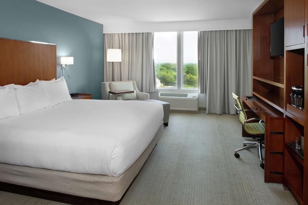 DoubleTree by Hilton Hotel Biloxi photo 18
