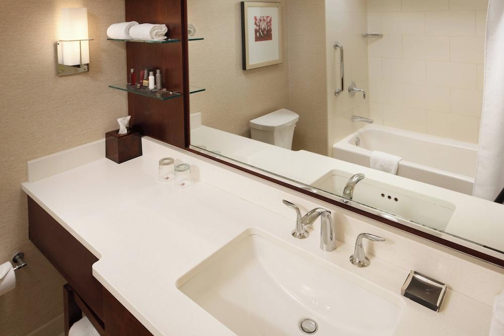 Marriott Milwaukee Downtown photo 28