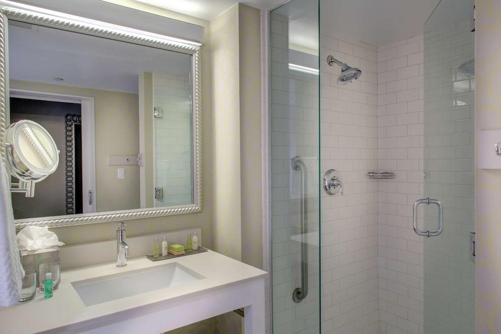 DoubleTree by Hilton Hotel Biloxi photo 22