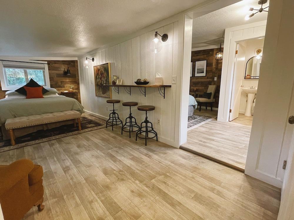 Emerald Valley Inn photo 18