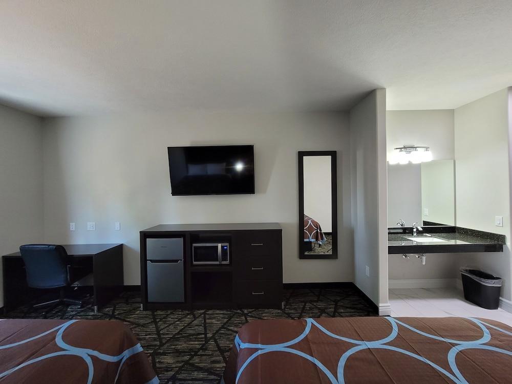 Best Inn Motel photo 10
