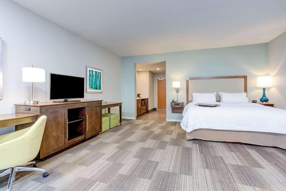 Hampton Inn & Suites Macon I-475 photo 8