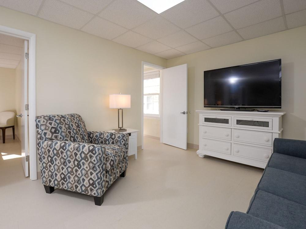The Wellington Hotel & Suites Oceanblock photo 14