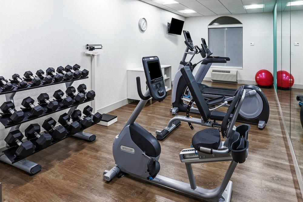 Holiday Inn Express & Suites West by IHG photo 19