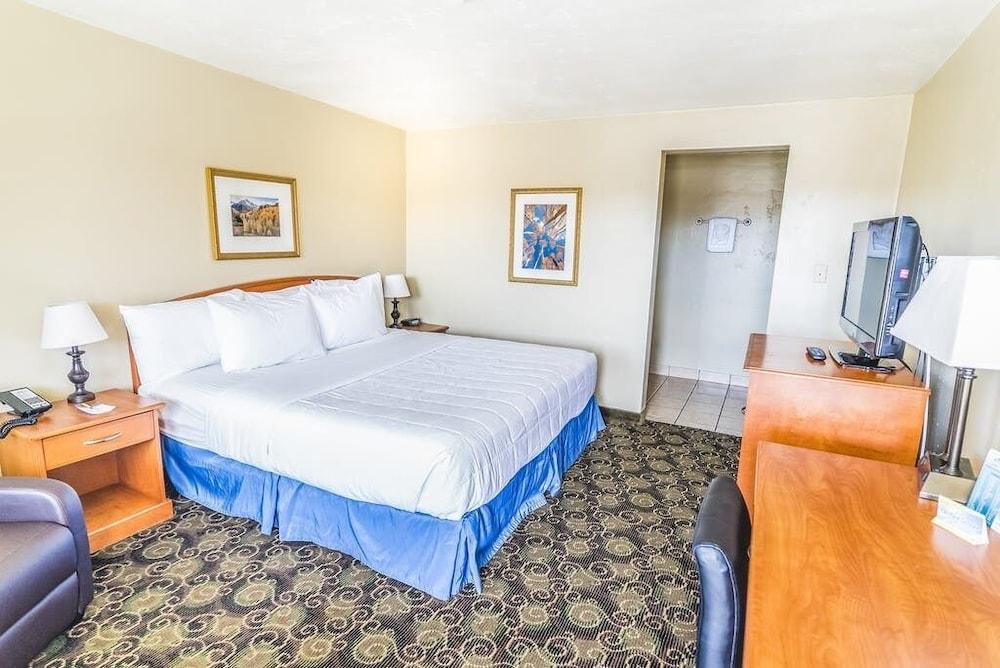 Montrose Valley Lodge photo 10
