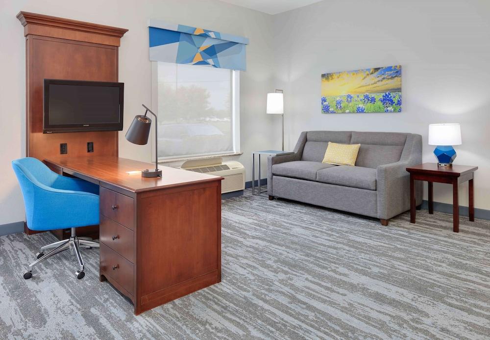 Hampton Inn & Suites Dallas-Arlington-South photo 18