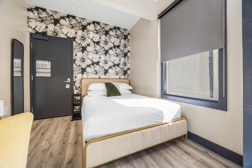 Hotel EPIK photo 48