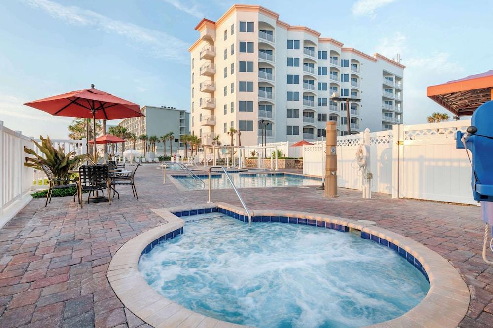 Hilton Vacation Club The Cove on Ormond Beach photo 7