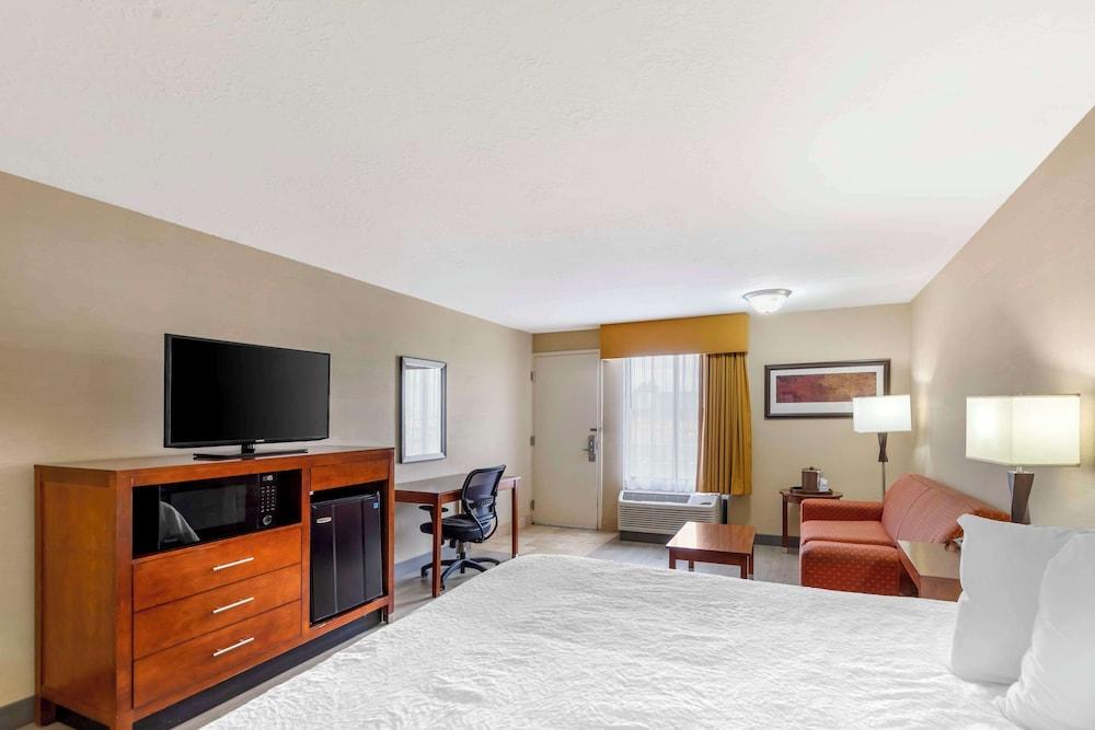 Best Western CottonTree Inn photo 5